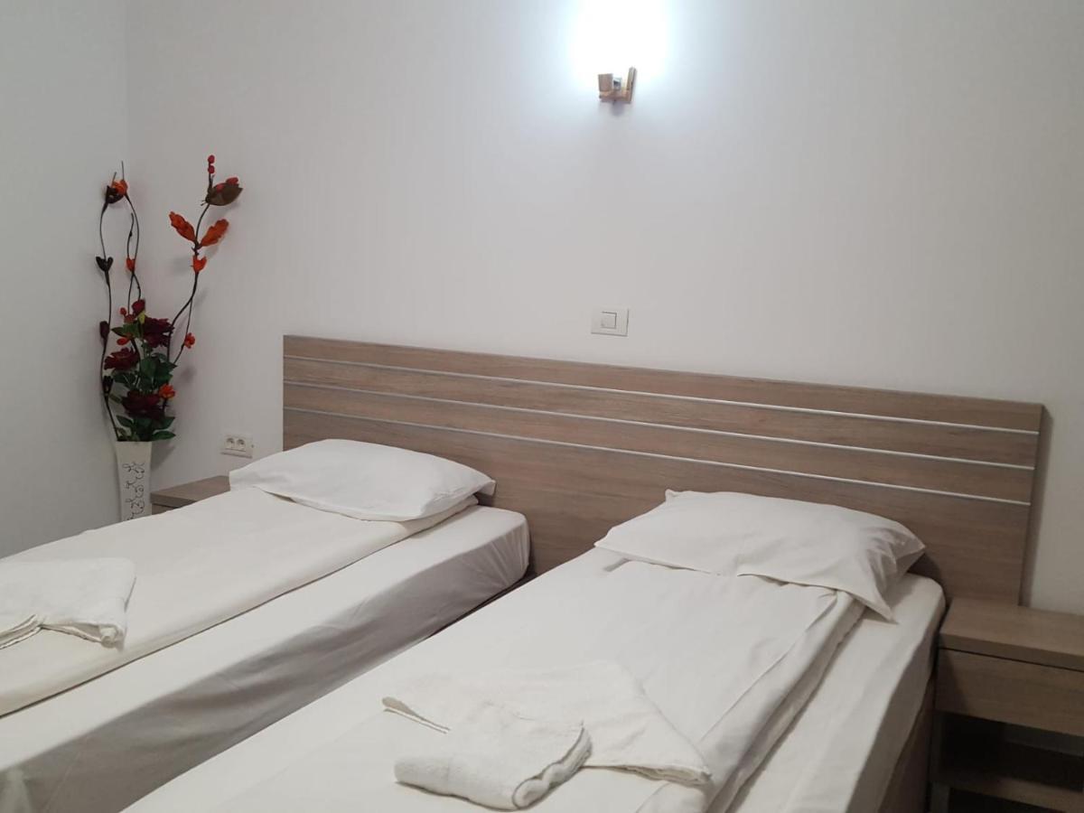 Hotel Babilon Bukarest Eksteriør billede